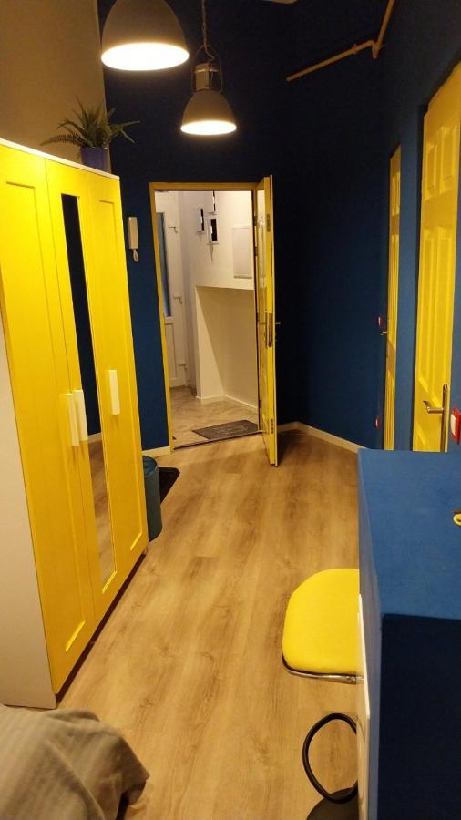 Yellow Blue Apartment Budapest Eksteriør billede